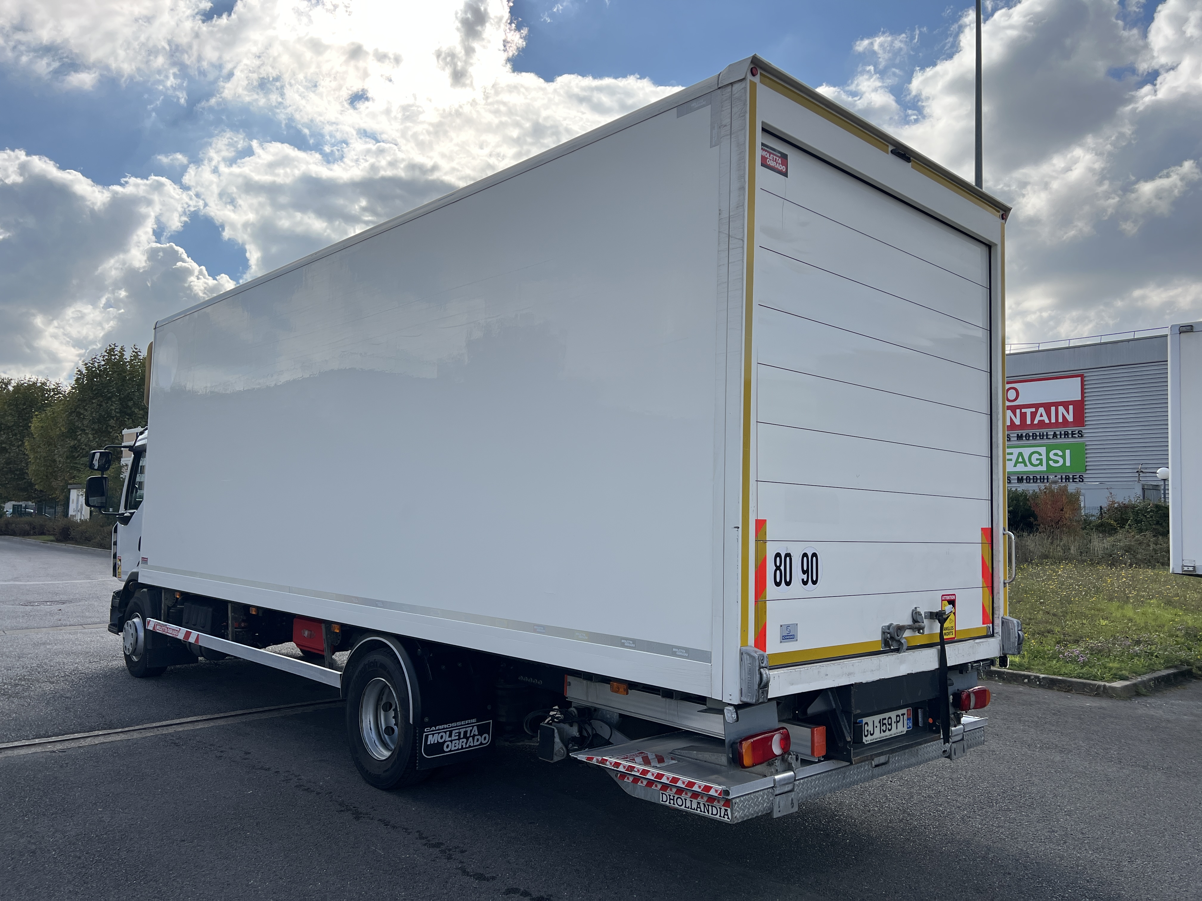 RENAULT : D12 250 Euro 6 RENAULT : D12 250 Euro 6