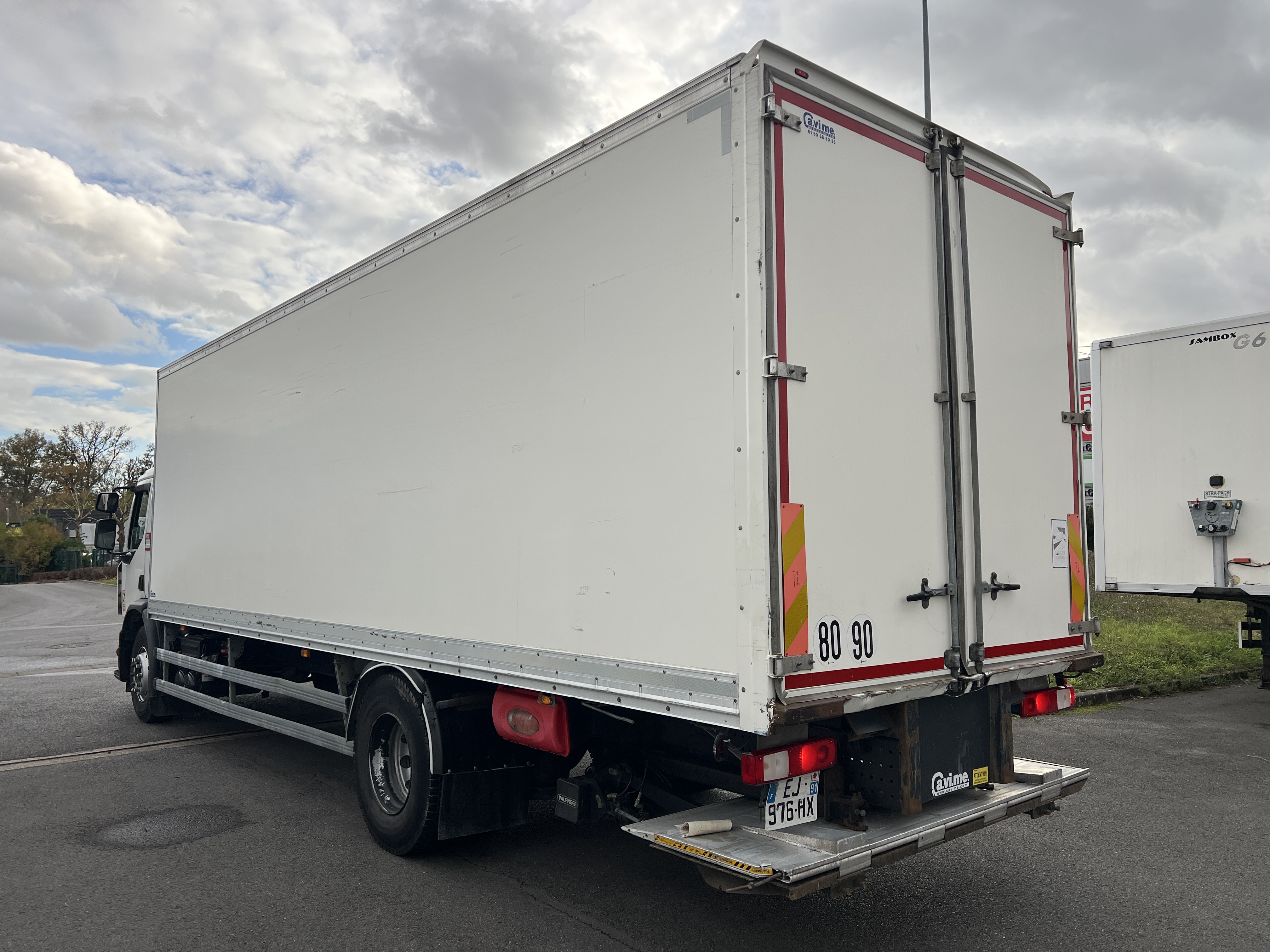 RENAULT : DWide 320 Euro 6 RENAULT : DWide 320 Euro 6