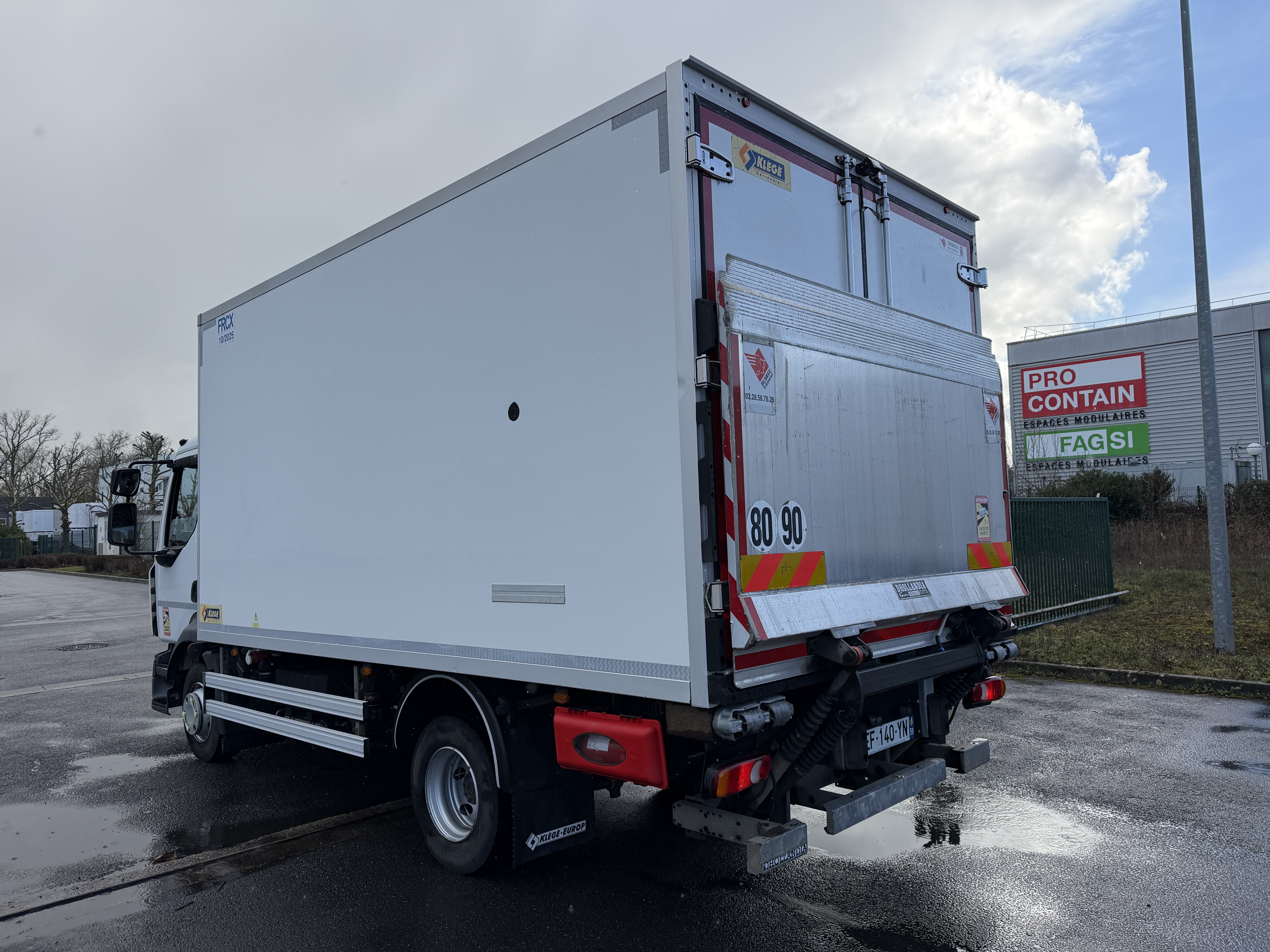 RENAULT : D10 210 Euro 6 RENAULT : D10 210 Euro 6